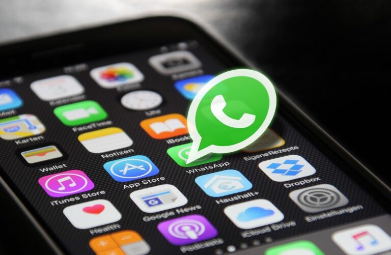 Whatsapp business messaging